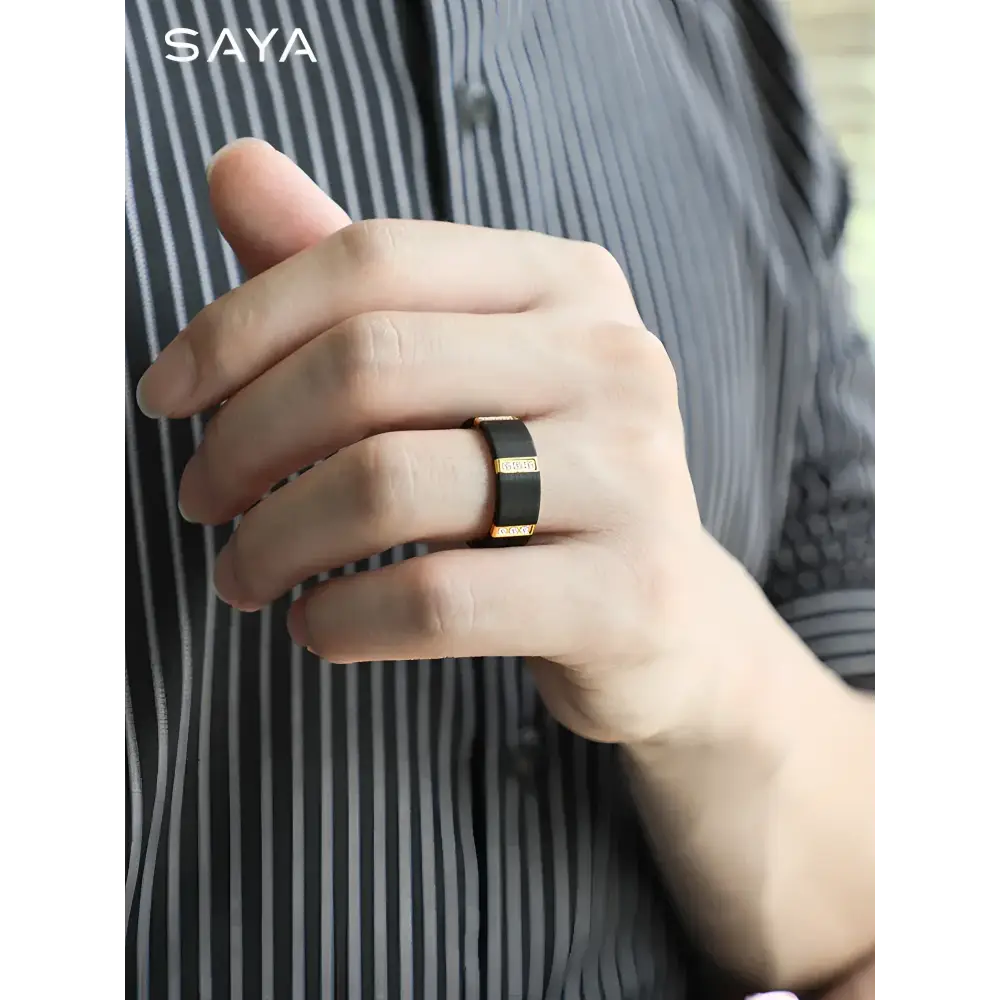 Black and gold ring.