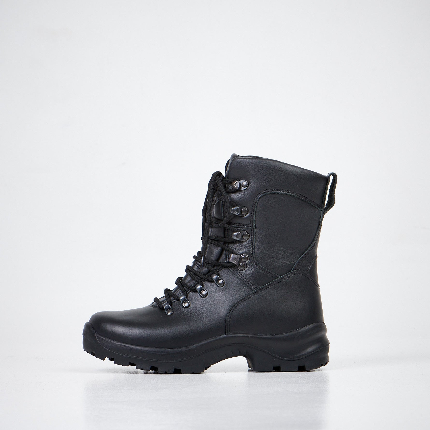 2077 Combat Boots aka M77 Boots 2.0