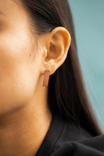 Corner rose gold