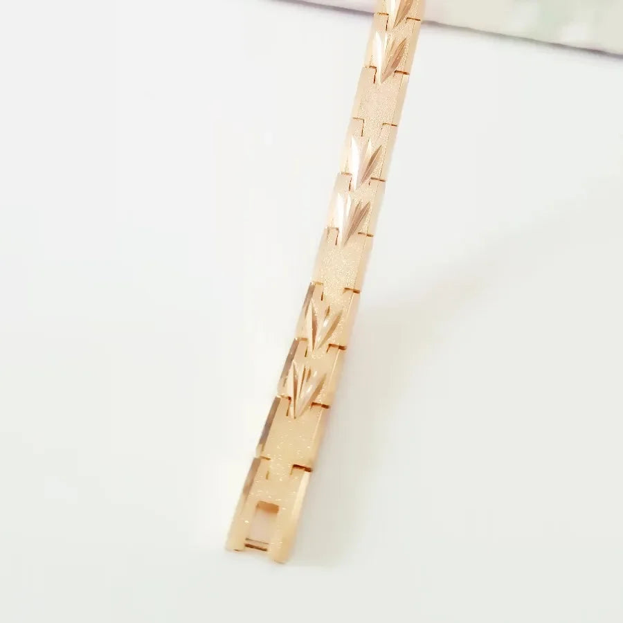 Luxury Mens Link Bracelet - 19CM Long 6MM Wide Handcrafted Catenary Design - Buzzastore