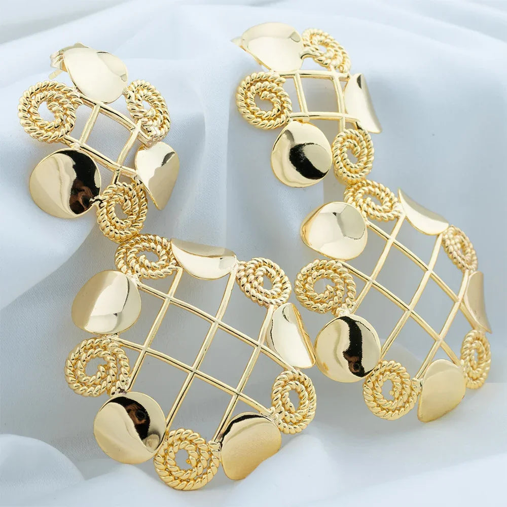 Delicate Number 8 Shape Golden Round Bead Earrings for Women - Simple Jewelry Accessory for Anniversary or Birthday Gift - Buzzastore