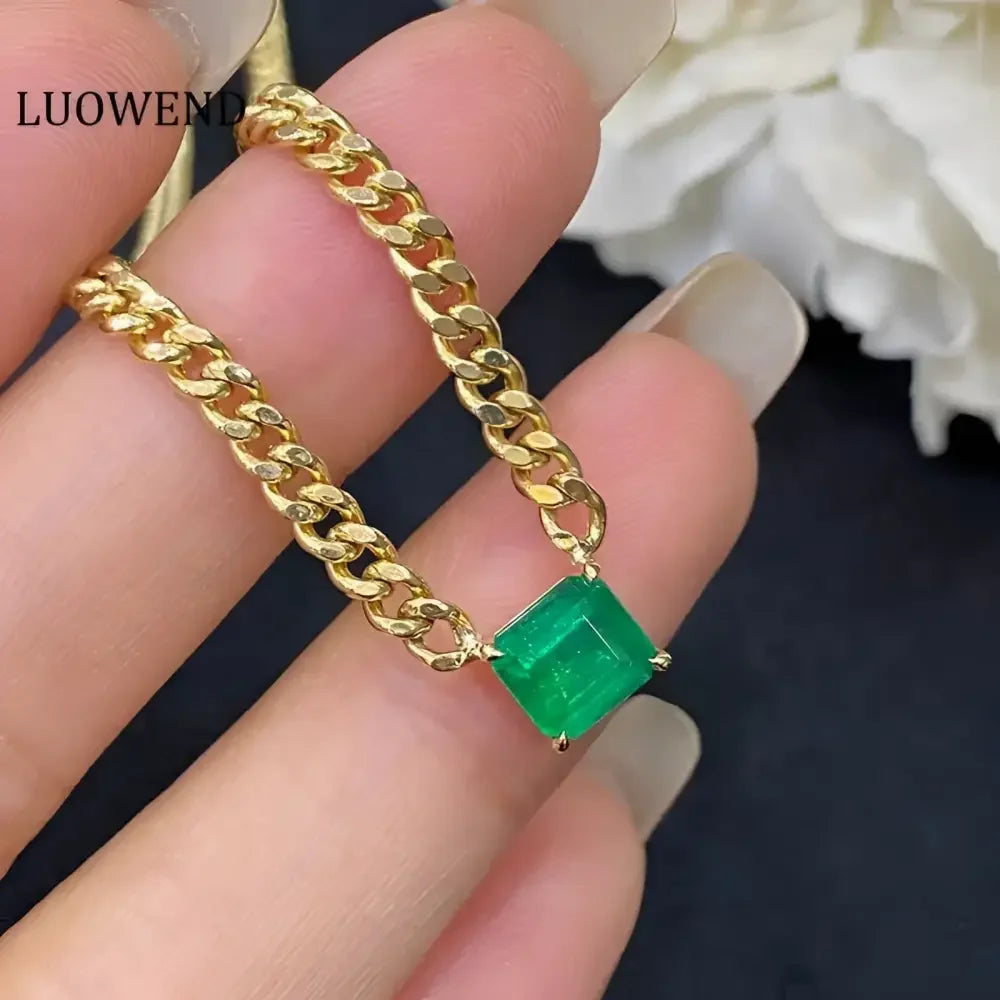 18k Yellow Gold Emerald Pendant Necklace for Elegant Women - Buzzastore
